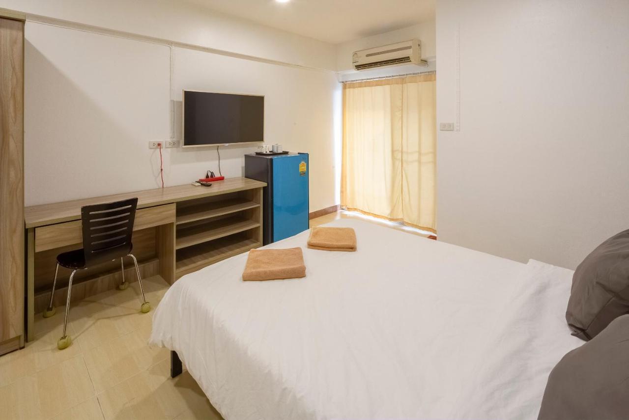 Gems Park Don Mueang Airport And Bts Hotel Банкок Екстериор снимка