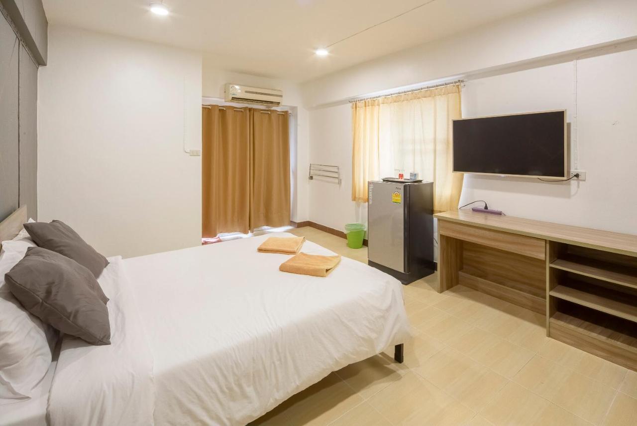 Gems Park Don Mueang Airport And Bts Hotel Банкок Екстериор снимка