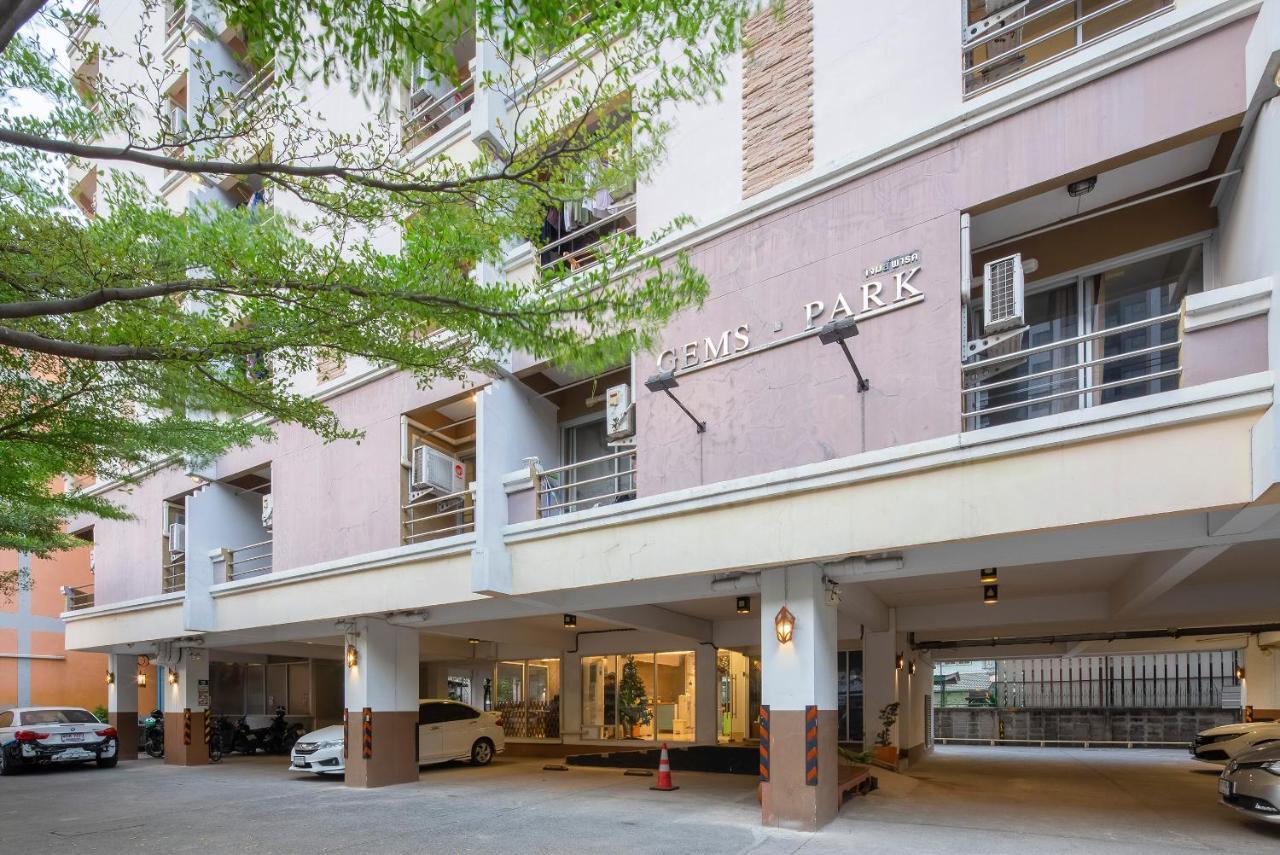 Gems Park Don Mueang Airport And Bts Hotel Банкок Екстериор снимка