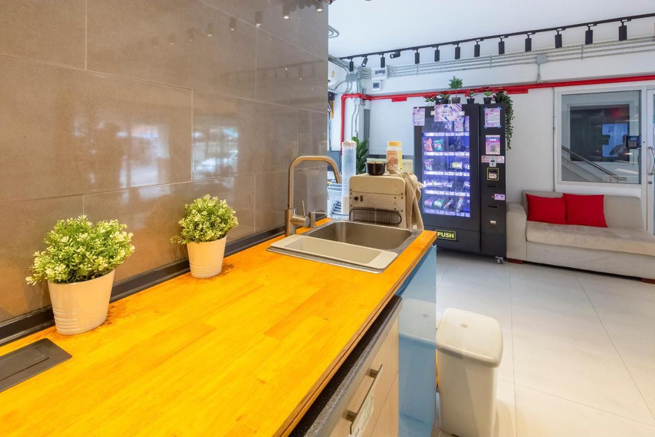 Gems Park Don Mueang Airport And Bts Hotel Банкок Екстериор снимка
